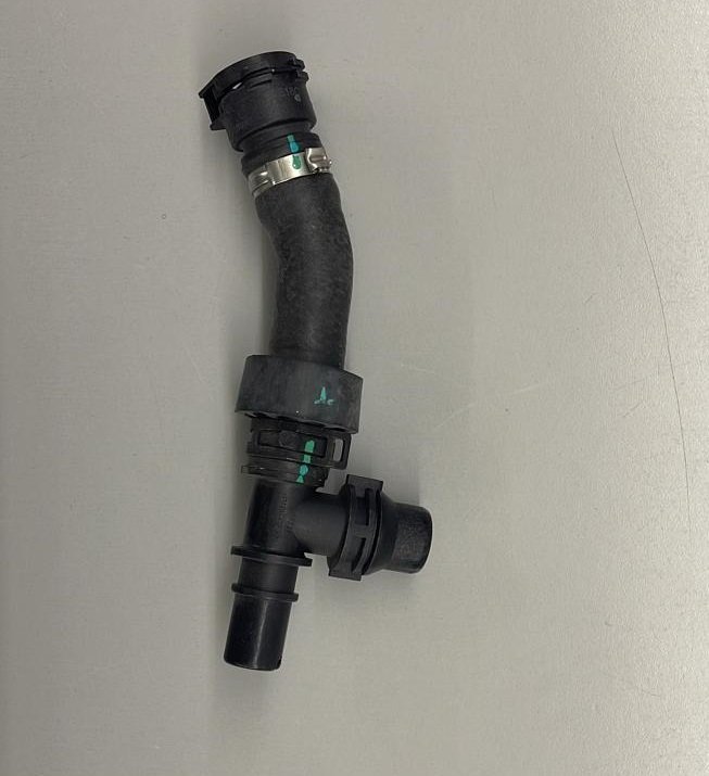 Radiator Hose Velar